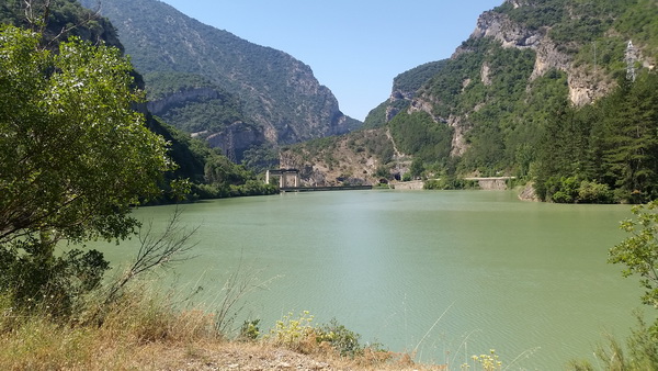 Multisporten in de Terradets-kloof in Lleida/Catalonië