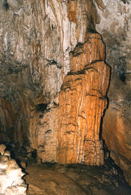 Afzettingen in de Vranja Jama (Logatec, Sloveni�)