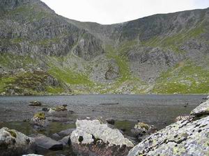 Cwm LLoer