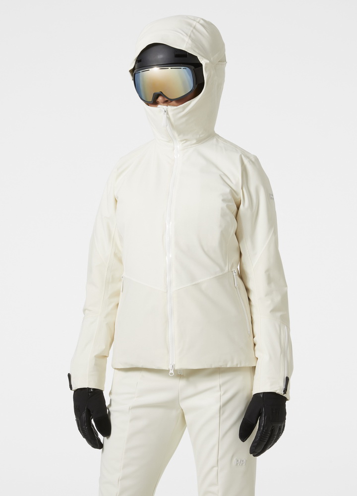 Helly Hansen's skicollectie met innovatieve technologie voor temperatuurregulatie
