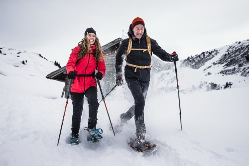 Trotseer de besneeuwde bergen in een nieuwe outfit van VAUDE