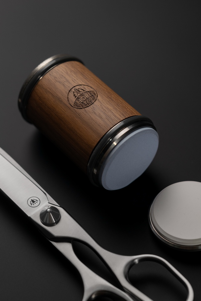 HORL lanceert slijpbare schaar: HORL Scissors