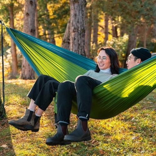 ENO DoubleNest hangmat voor twee nu verkrijgbaar in nieuwe kleur Cedar/Marine