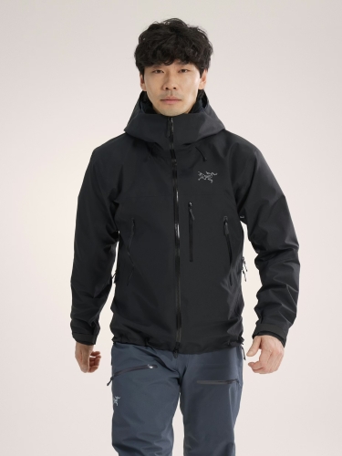 Arc'teryx vernieuwt Beta SV voor extreme alpiene omstandigheden