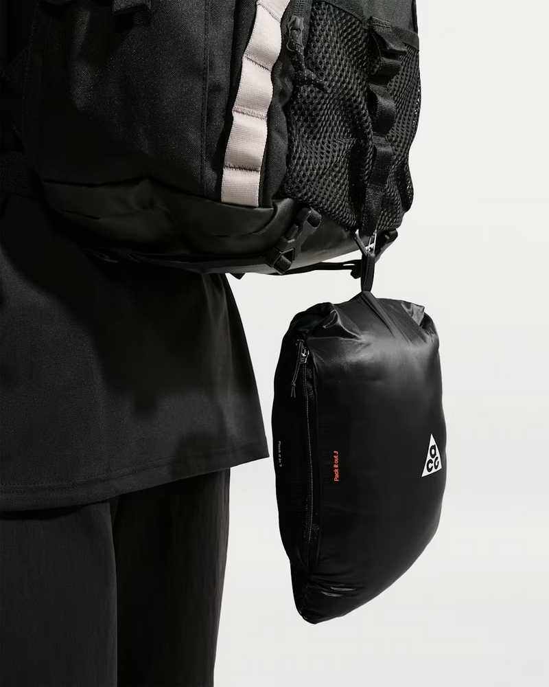 Is de Nike ACG Lava Flow Ultralight een serieuze uitdager voor gevestigde outdoormerken?