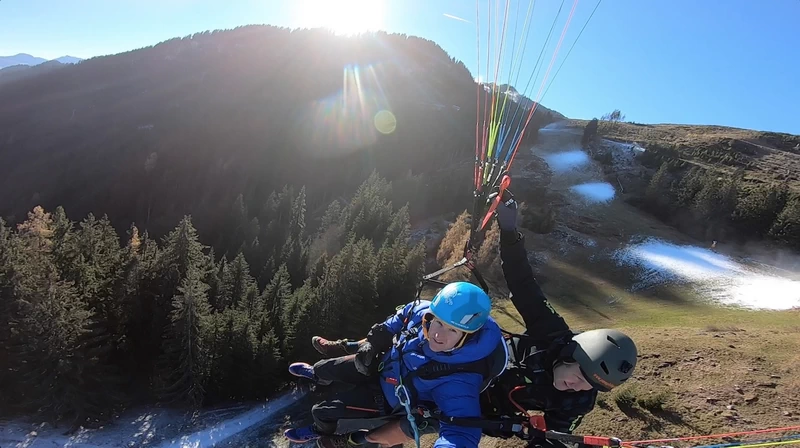 Is paragliding de oplossing voor een leven lang happy hiking?